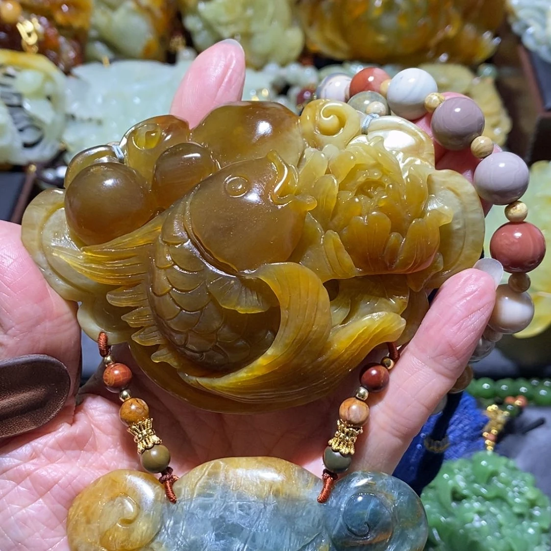 【闪购商品】蛇纹石玉颈饰未镶嵌