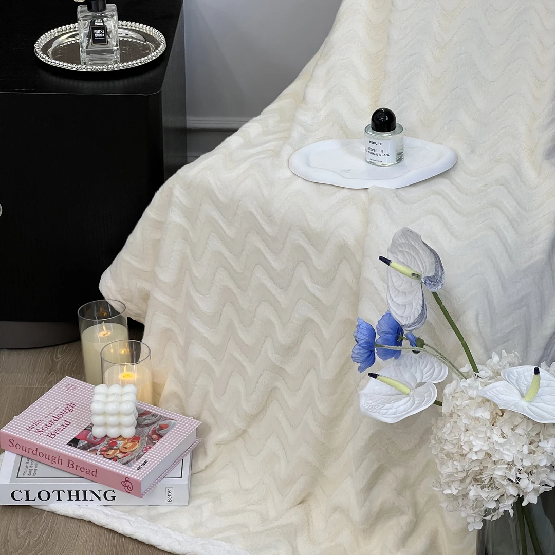 轻奢秋冬加厚保暖双层兔毛绒毛毯卧室牛奶绒办公室沙发休闲盖毯子