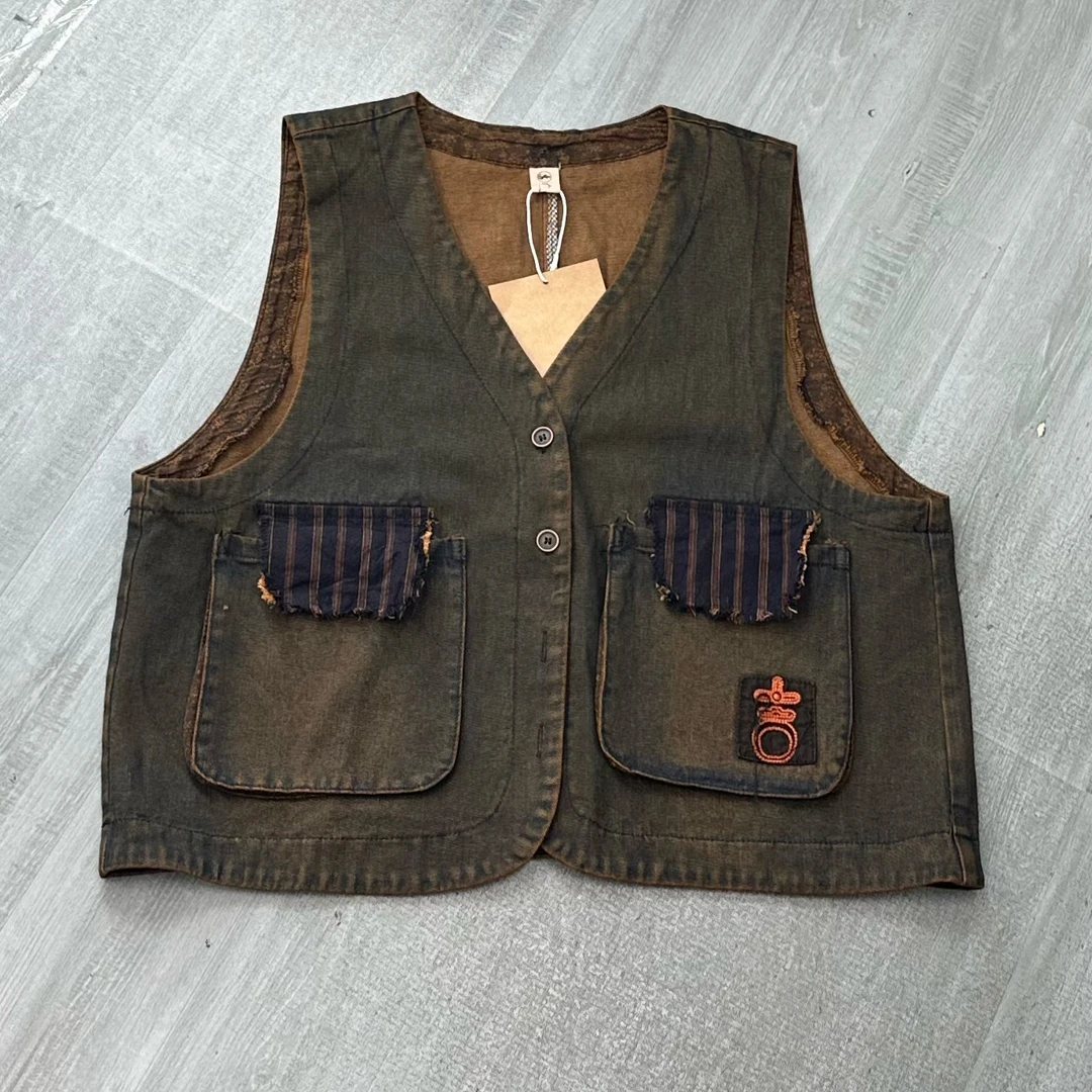 925新款宽松休闲百搭口袋刺绣牛仔马甲