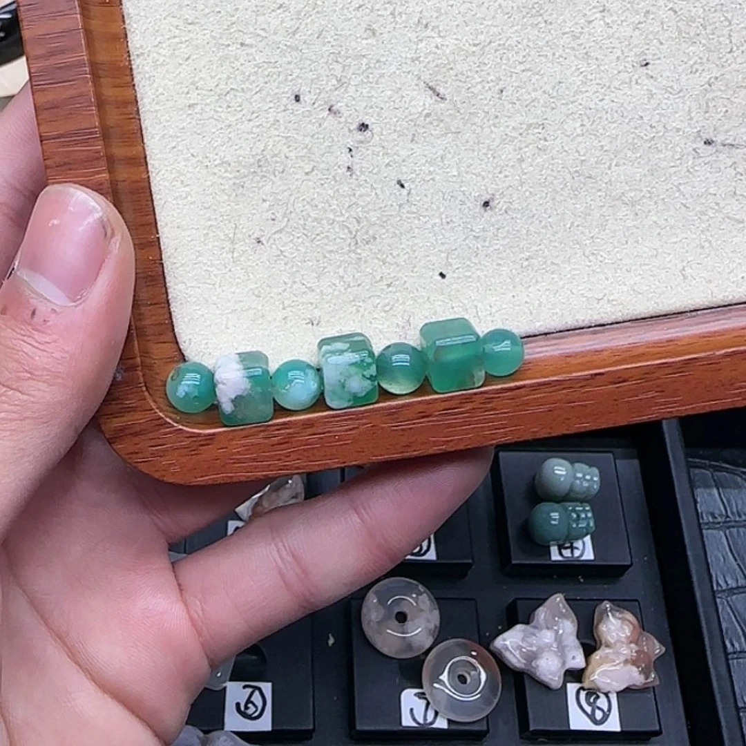 【闪购商品】玛瑙/玉髓颈饰合金殊*雪