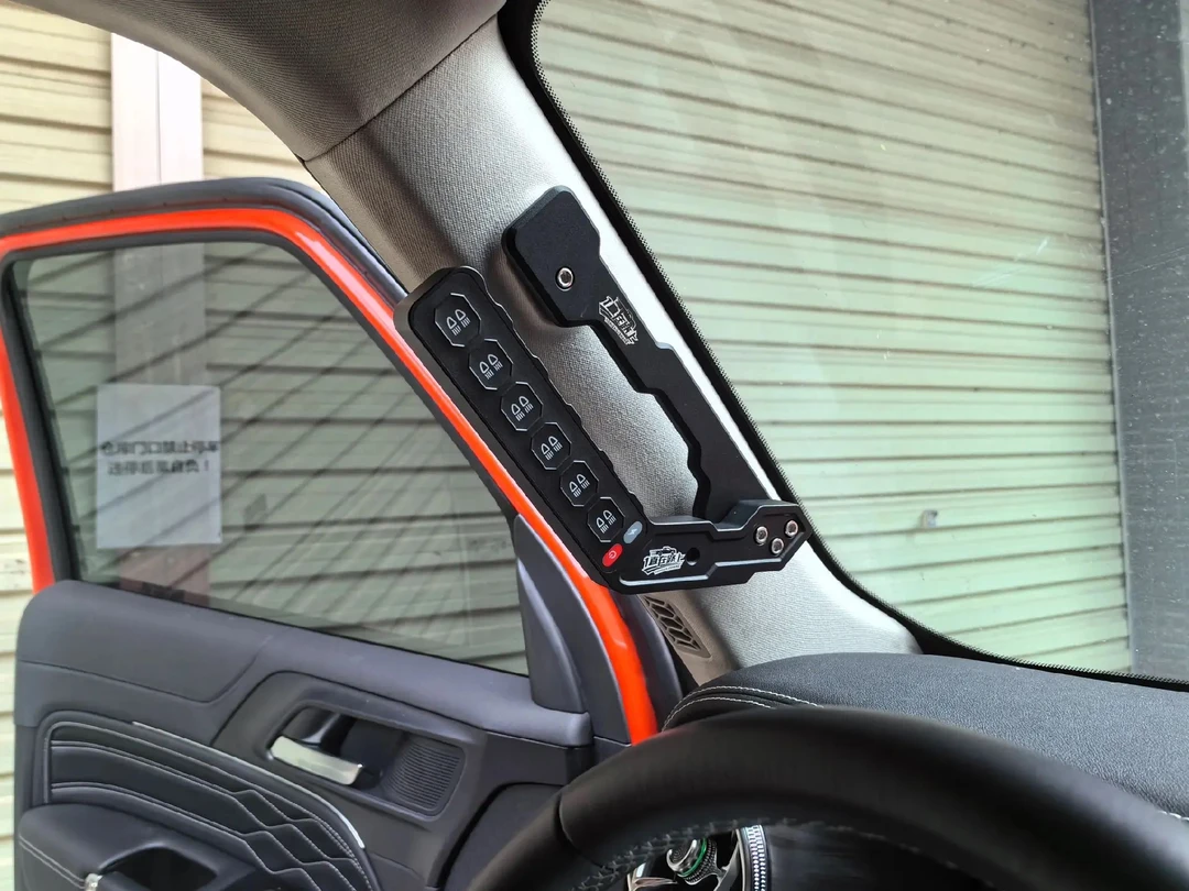 坦克300A柱射灯支架汽车遥控开关6路无线开关hima射灯越野车灯