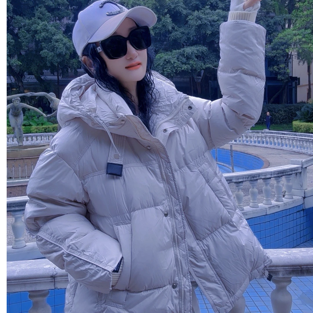 M43W005慕之淇男女同款新国标90白鸭绒宽松羽绒服