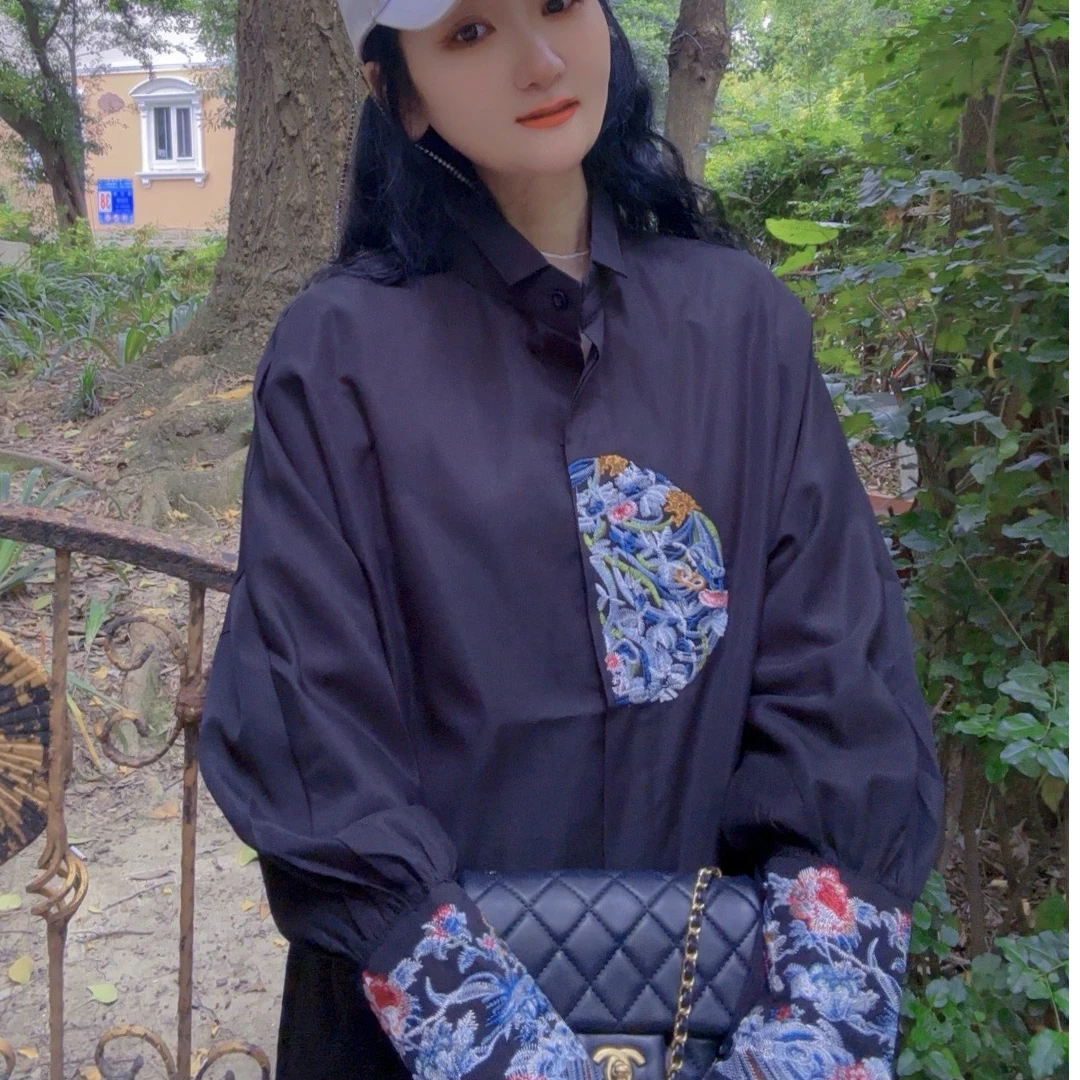 M44A004慕之淇中国风复古绣花衬衣