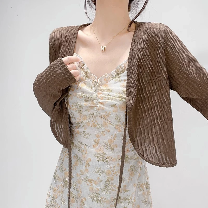 防晒开衫外套女2025夏季吊带连衣裙外搭短款披肩薄款空调罩衫上衣