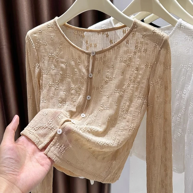 高级感蕾丝防晒开衫女夏季配吊带裙子时尚短款披肩空调房薄纱罩衫