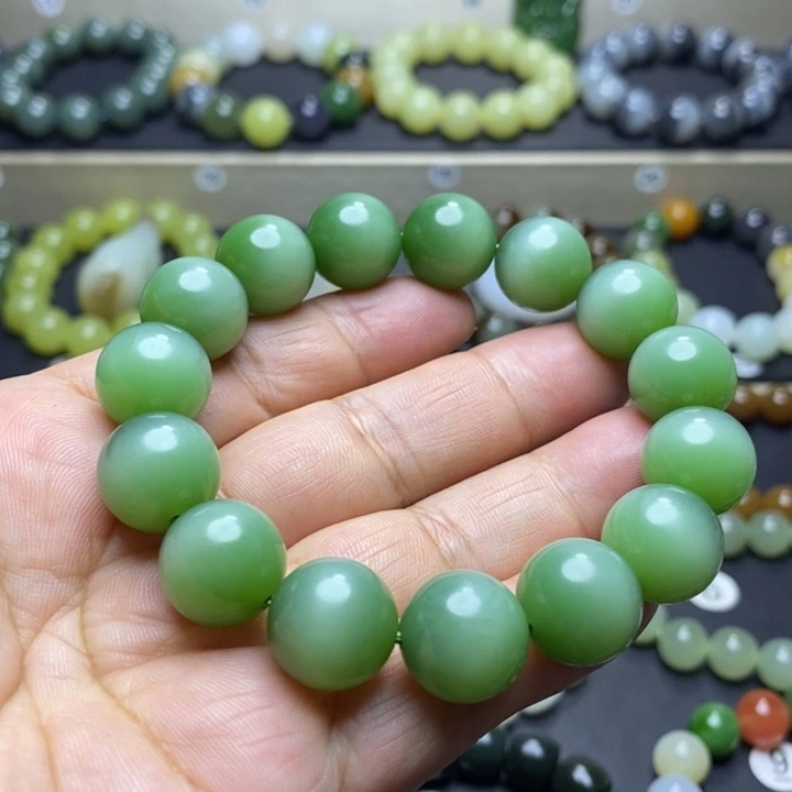 和田玉手串未镶嵌