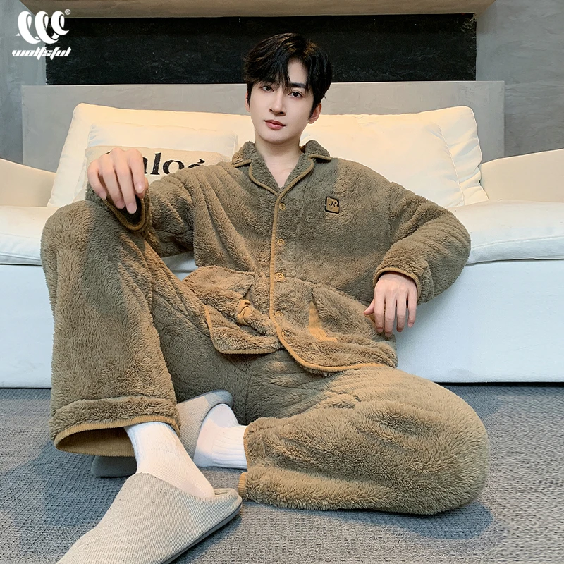 秋冬睡衣男士珊瑚绒保暖冬季加厚加绒翻领可外穿法兰绒家居服套装