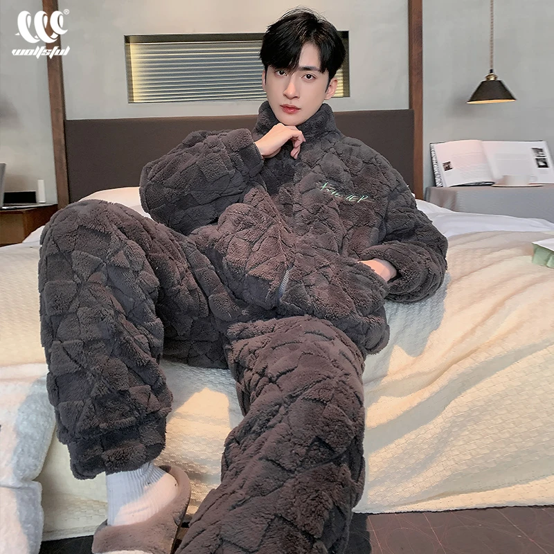 睡衣男冬季三层加厚加绒保暖夹棉袄秋冬款珊瑚绒可外穿家居服套装