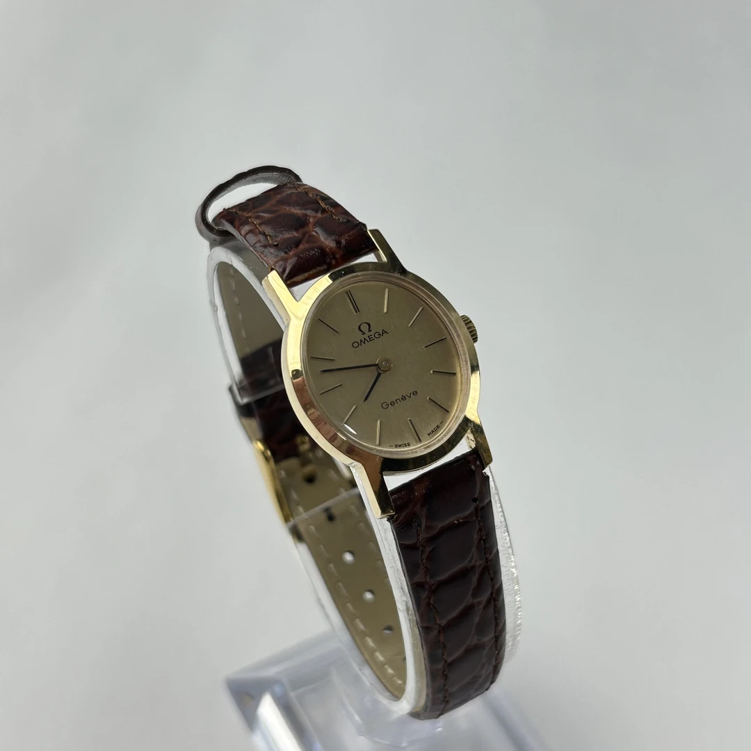 95新 Omega/欧米茄 欧米茄C/D1712/手动机械瑞士名表/表径20mm