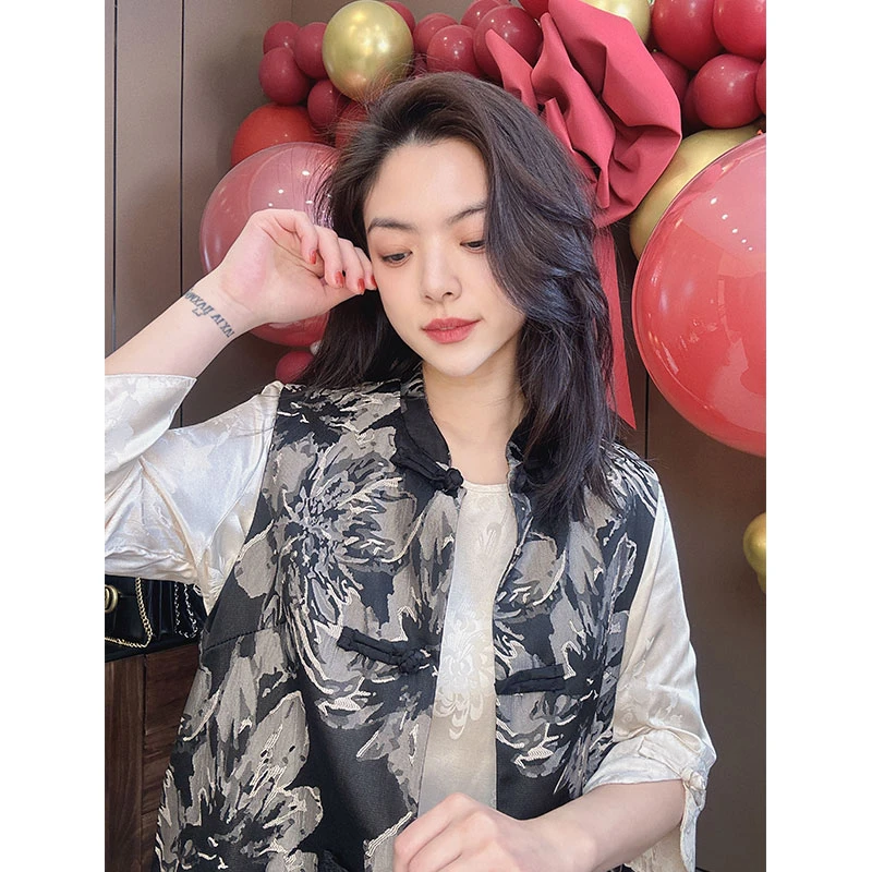美美国风【艺术感金牡丹】新中式马甲立领盘扣提花复古休闲马夹8873