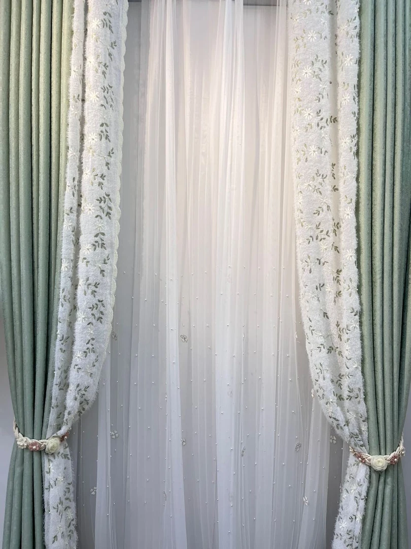 B126提花绿色拼接小藤蔓高端窗帘