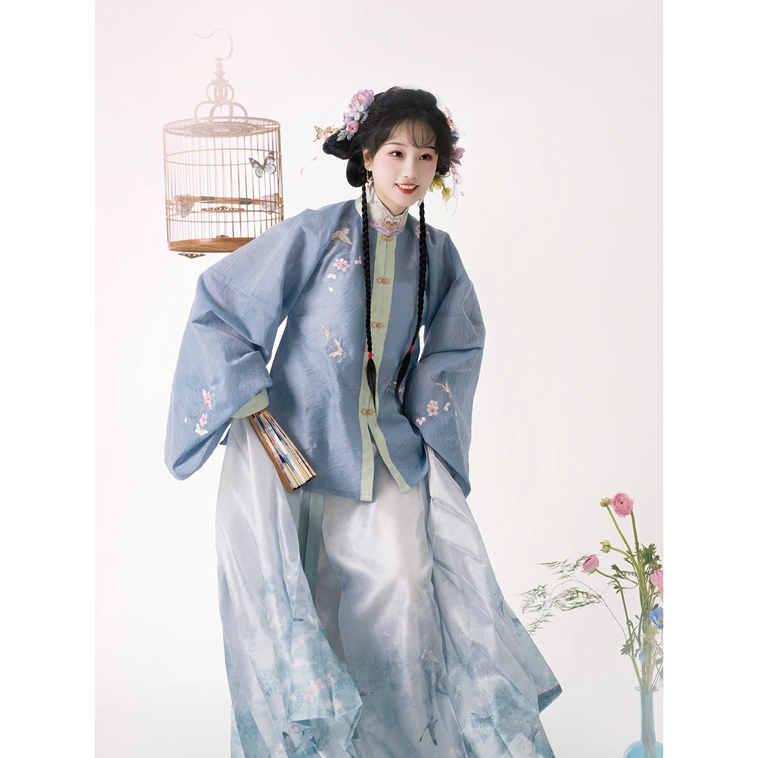 秋木木 晓梦迷蝶 明制立领琵琶袖 马面裙春天汉服蝴蝶穿花