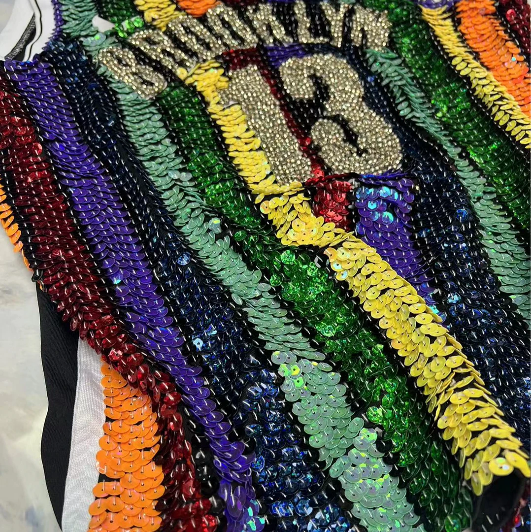 69002 时尚百搭女士时尚网红欧美重工复古夏季重工亮片多色背心