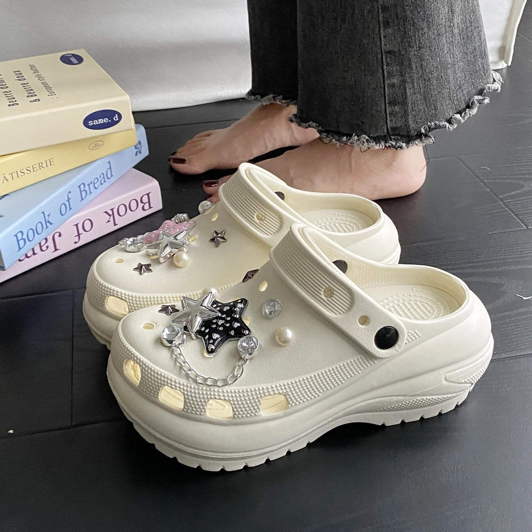 网红爆款洞洞鞋女夏季2024新款外穿室外海边沙滩卡通星星包头凉拖