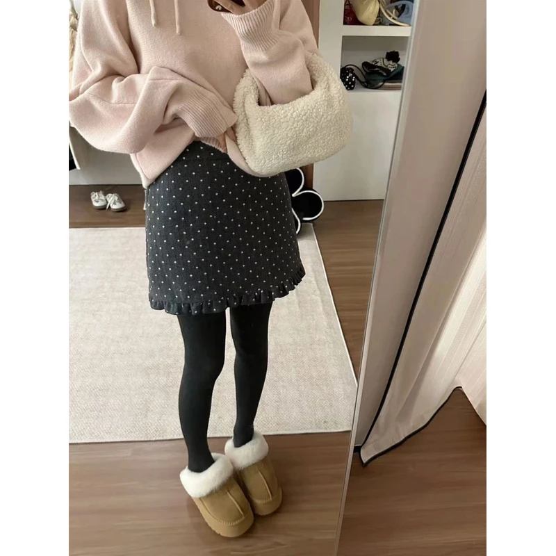 秋季毛呢花边波点半身裙女2025新款高腰显瘦百搭休闲a字包臀短裙