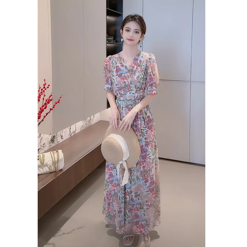 AQDB-法式豆沙粉V领碎花2025新款连衣裙女遮肉显瘦长裙