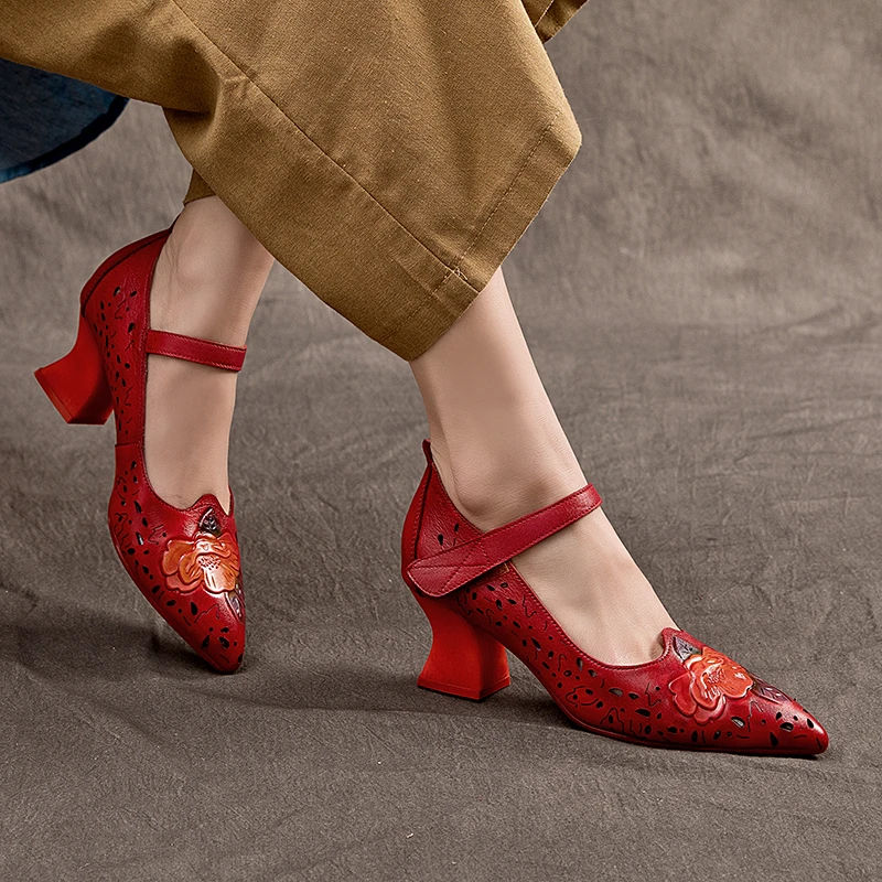 新中式尖头气质女鞋复古中国红古风粗跟春夏舒适魔术贴真皮女浅口