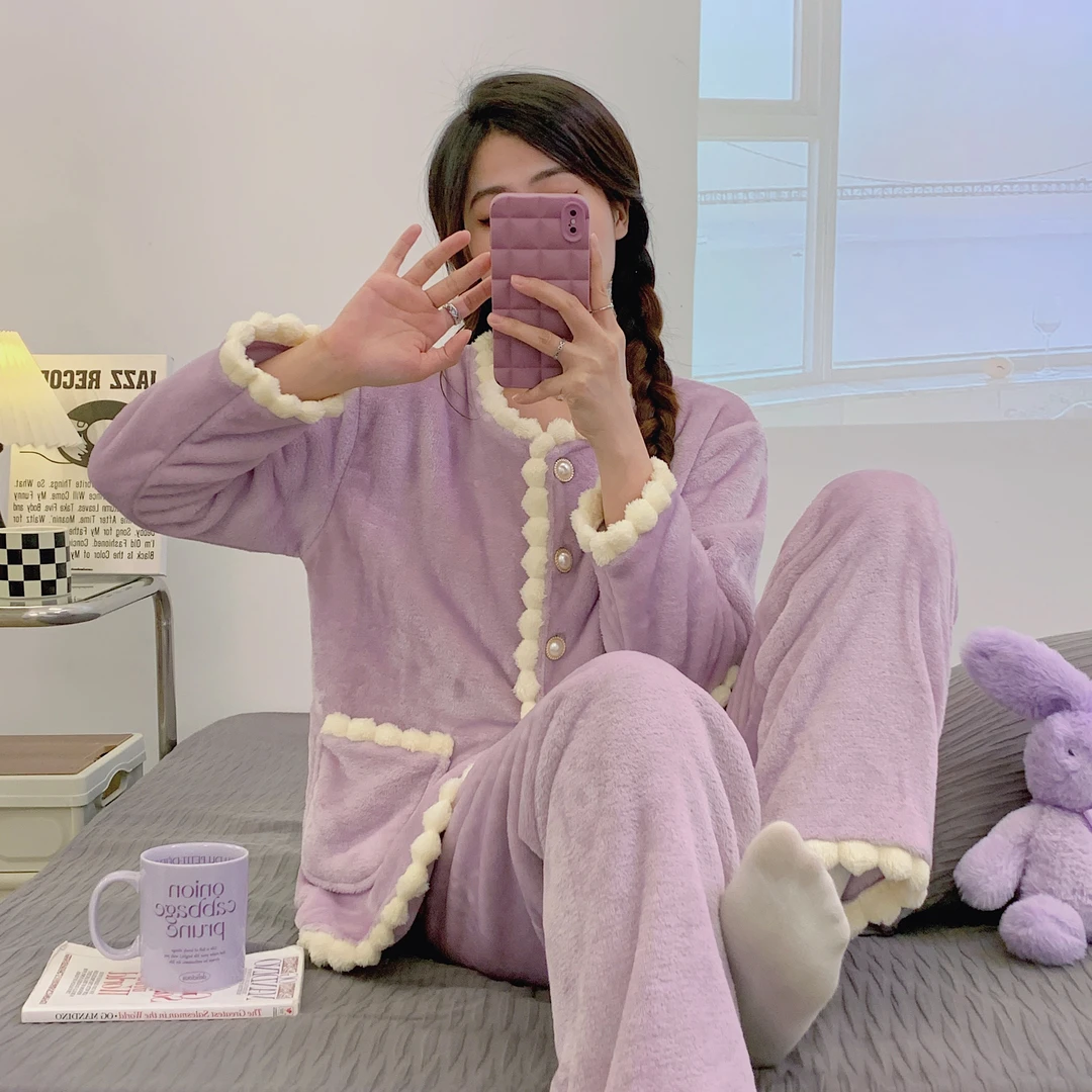 2025年新品爆款冬季法兰绒春秋小香风加绒睡衣女网红爆款套装气质
