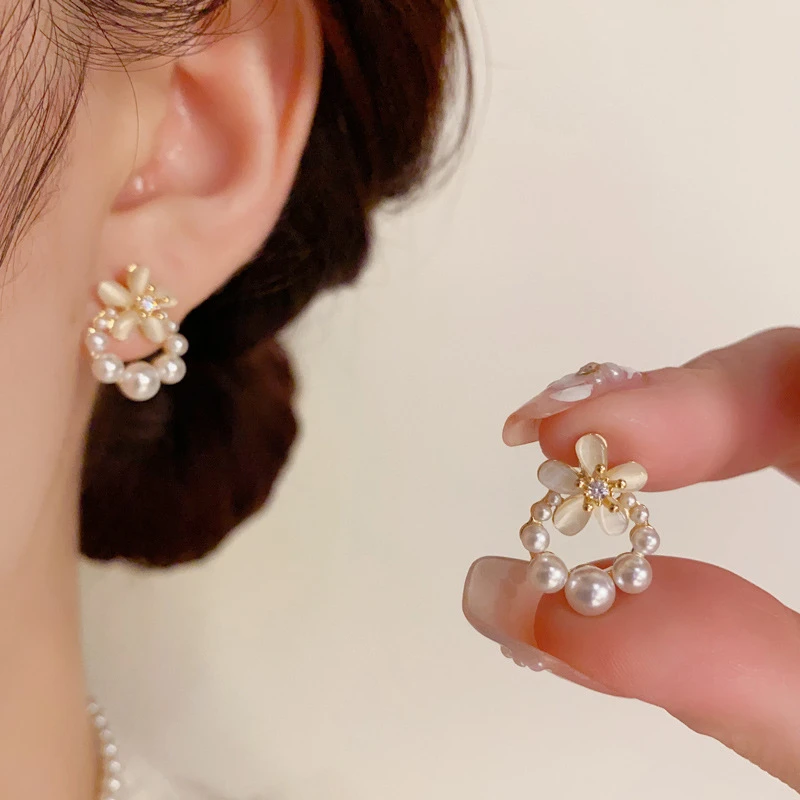 铜合金耳饰 s925银针新款气质时尚小清新花朵圆圈甜美轻奢耳钉