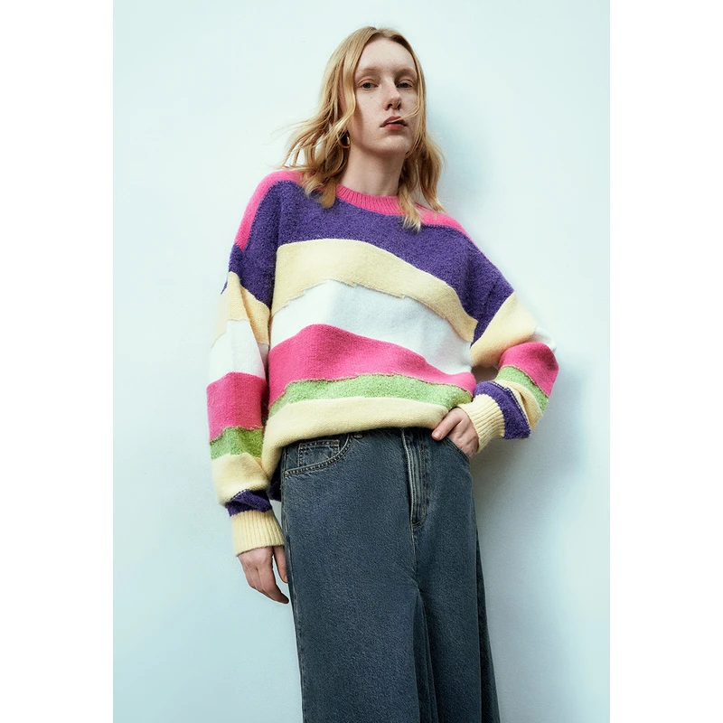 UR秋冬新款女装时尚宽松趣味撞色条纹小小织针织衫UWU930112