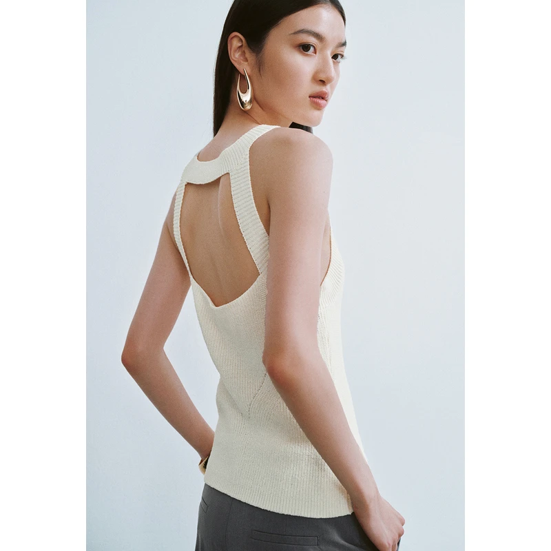 UR2024秋季新款女装轻熟魅力挖空解构修身针织衫UWG940242