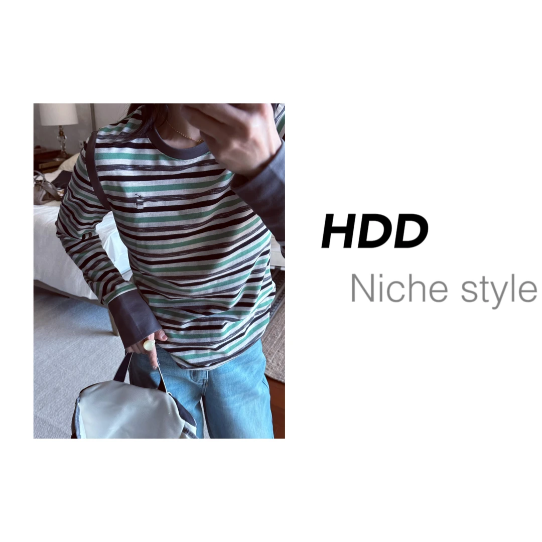 【HDD/侯點點】Y4665款早春小马修身百搭长袖休闲圆领打底衫