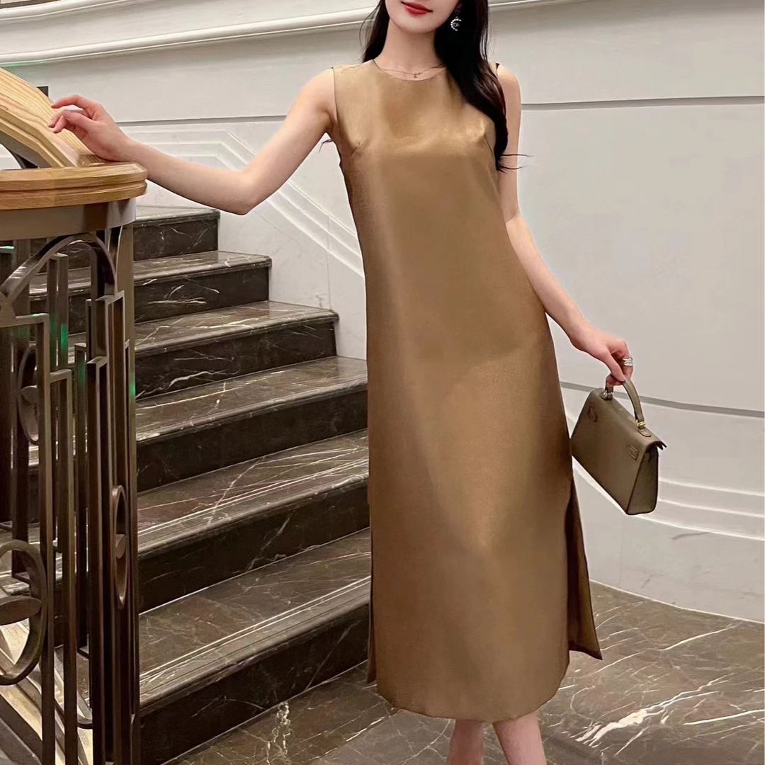 2025 新高级感缎面连衣裙女设计感显瘦无袖法式长裙LL025
