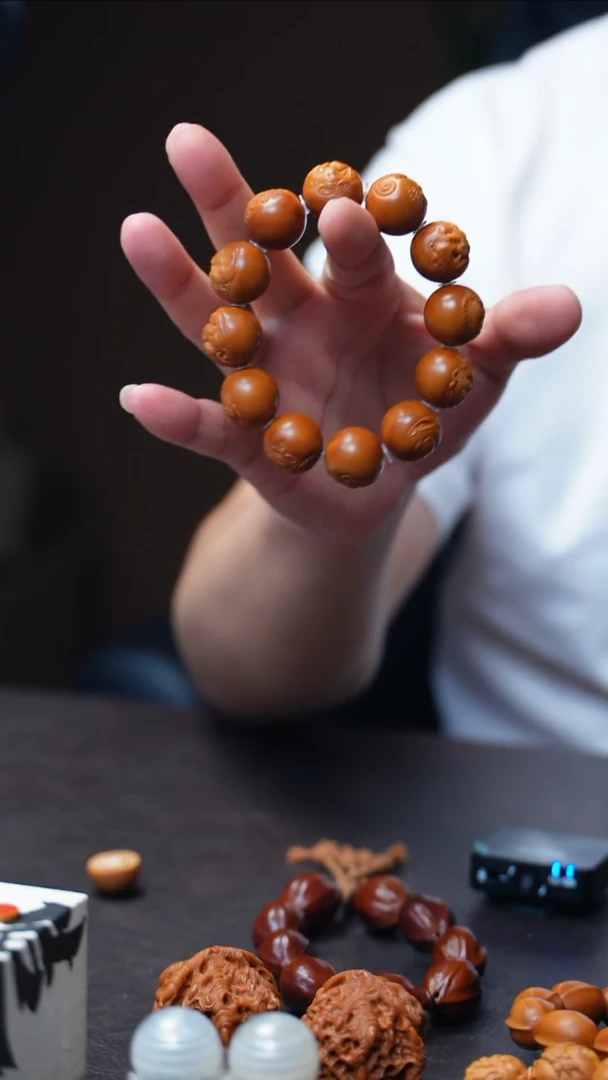 【闪购商品】橄榄核核雕正圆十二生肖