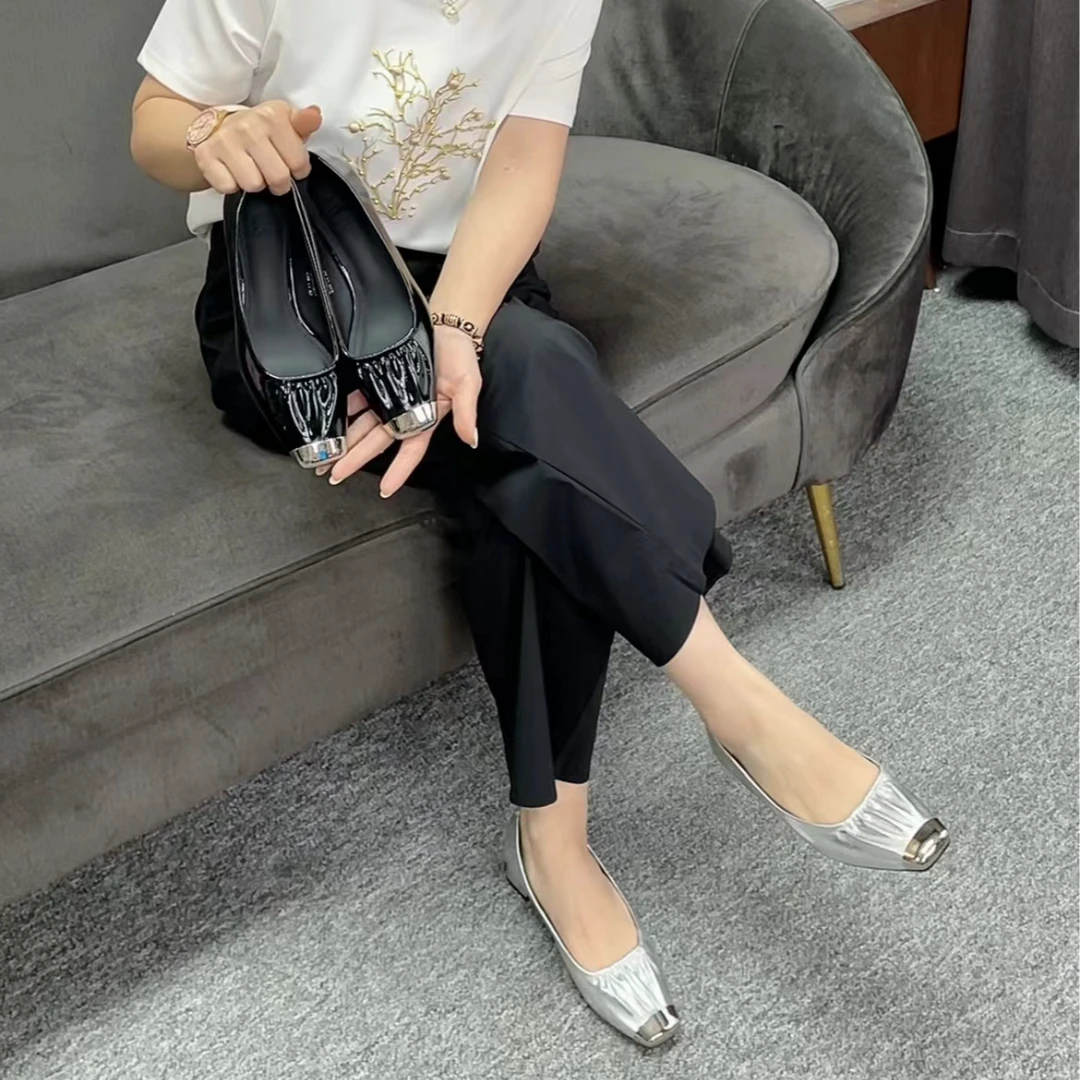 【卿她】单鞋包头休闲方跟高跟鞋气质粗跟鞋无