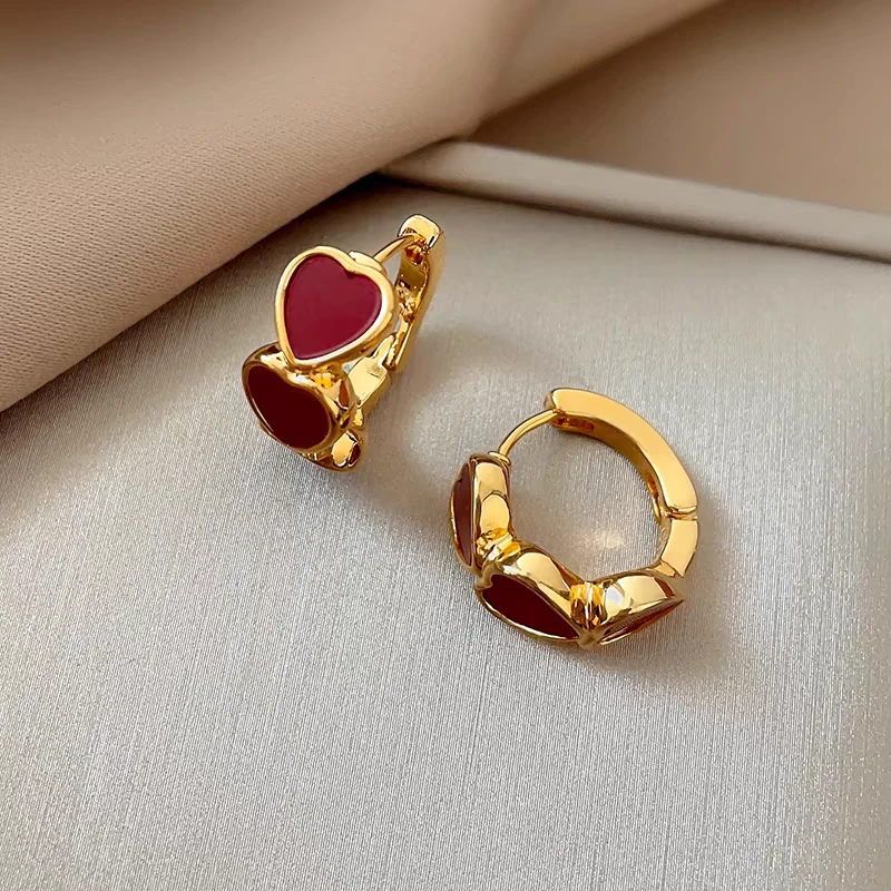 铜合金耳饰 法式复古酒红色滴釉爱心耳环高级百搭时尚显白设计感