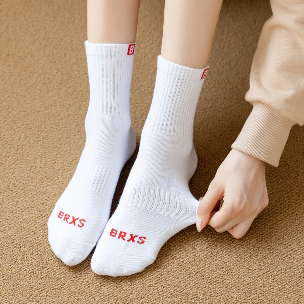 秋冬女袜中筒袜运动袜吸汗透气男女款外穿短袜简约字母潮袜男袜子