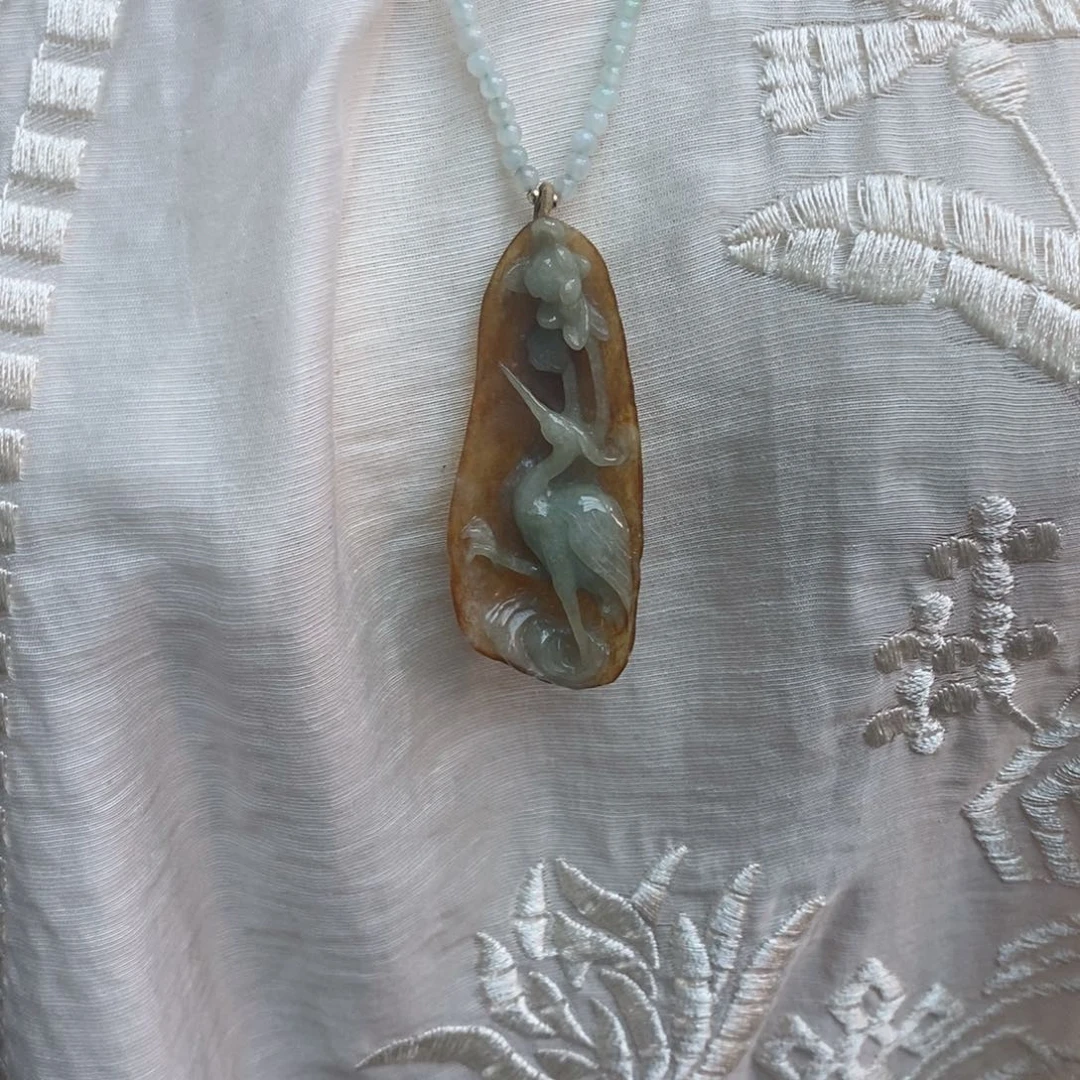 翡翠颈饰未镶嵌天然