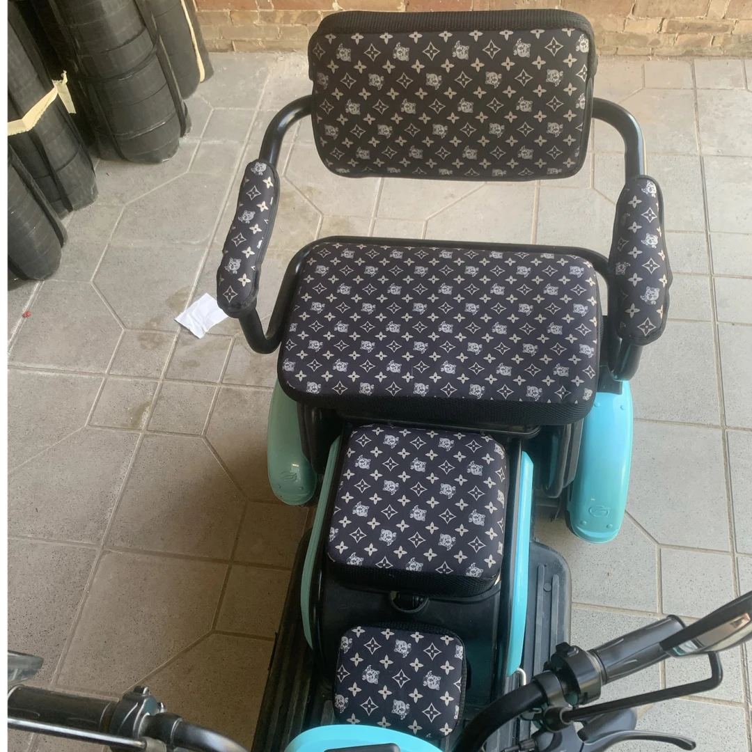 爱玛乐途S2小鸟电动三轮车座套小巴士休闲车防水坐垫座垫套四季款