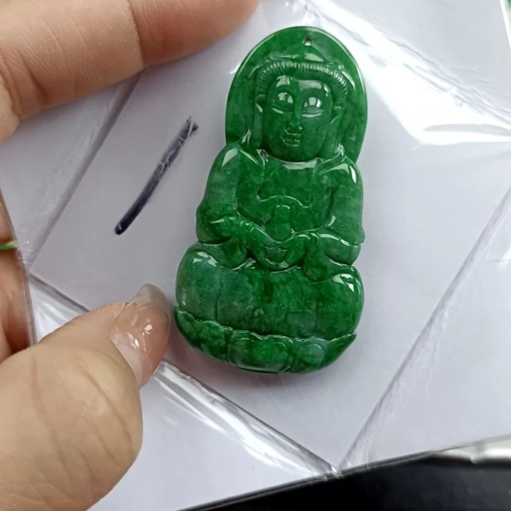 翡翠颈饰未镶嵌翡翠成品