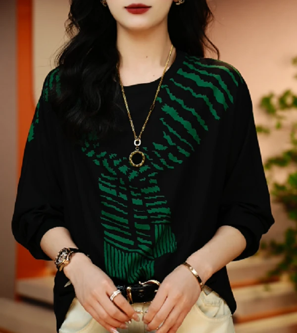 高端长袖时尚上衣女显瘦显白百搭印花圆领减龄