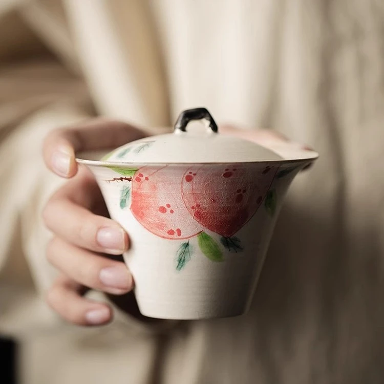 白粉引手绘桃子盖碗粉彩马蹄泡茶碗茶杯不烫手功夫茶具诧寂风家用