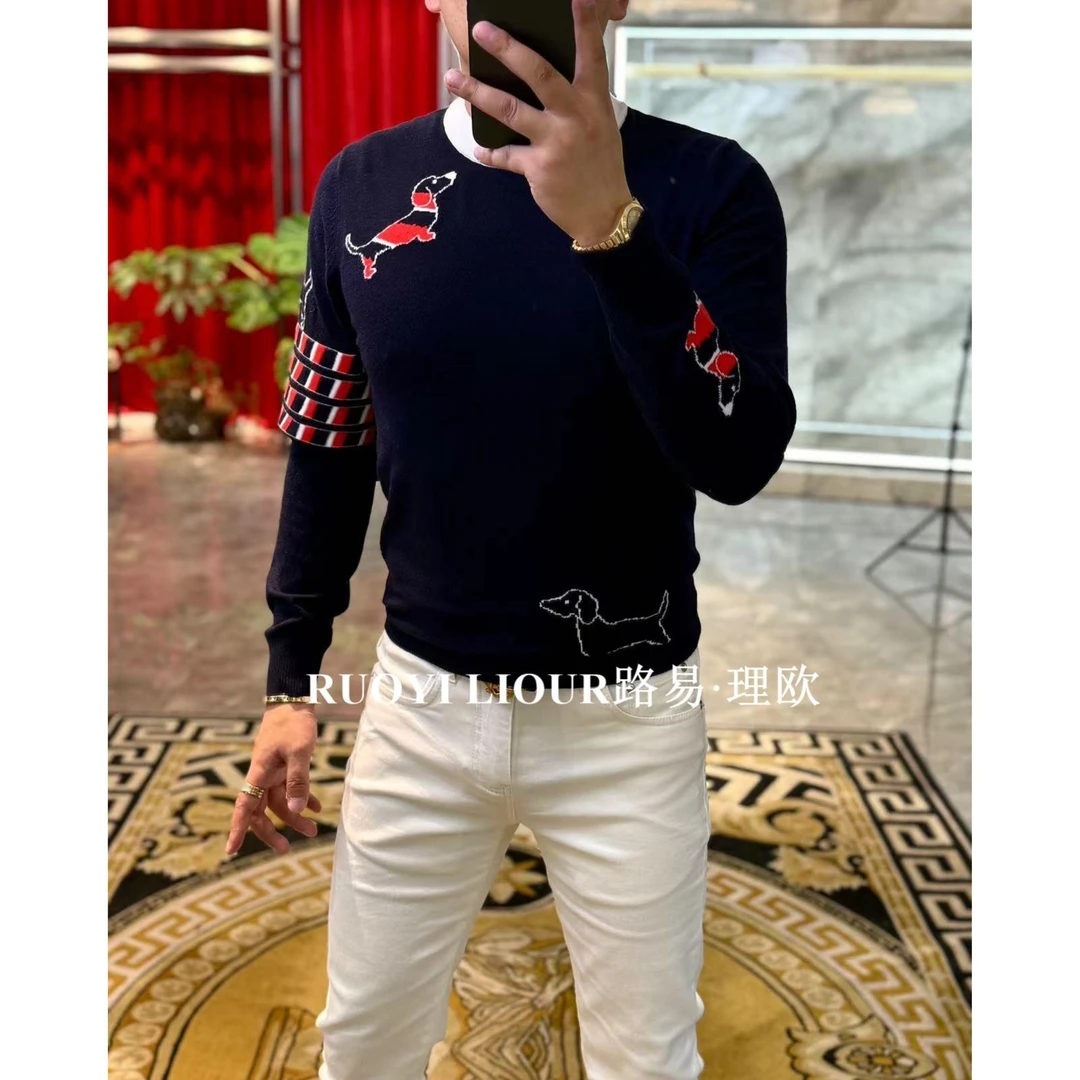 【路易理欧】2024欧货时尚潮流轻奢休闲好运小狗标秋冬打底衫00660