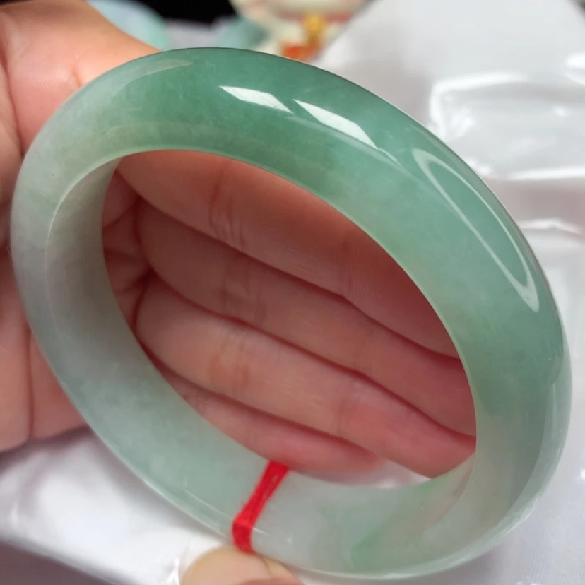 【闪购商品】翡翠手镯未镶嵌…