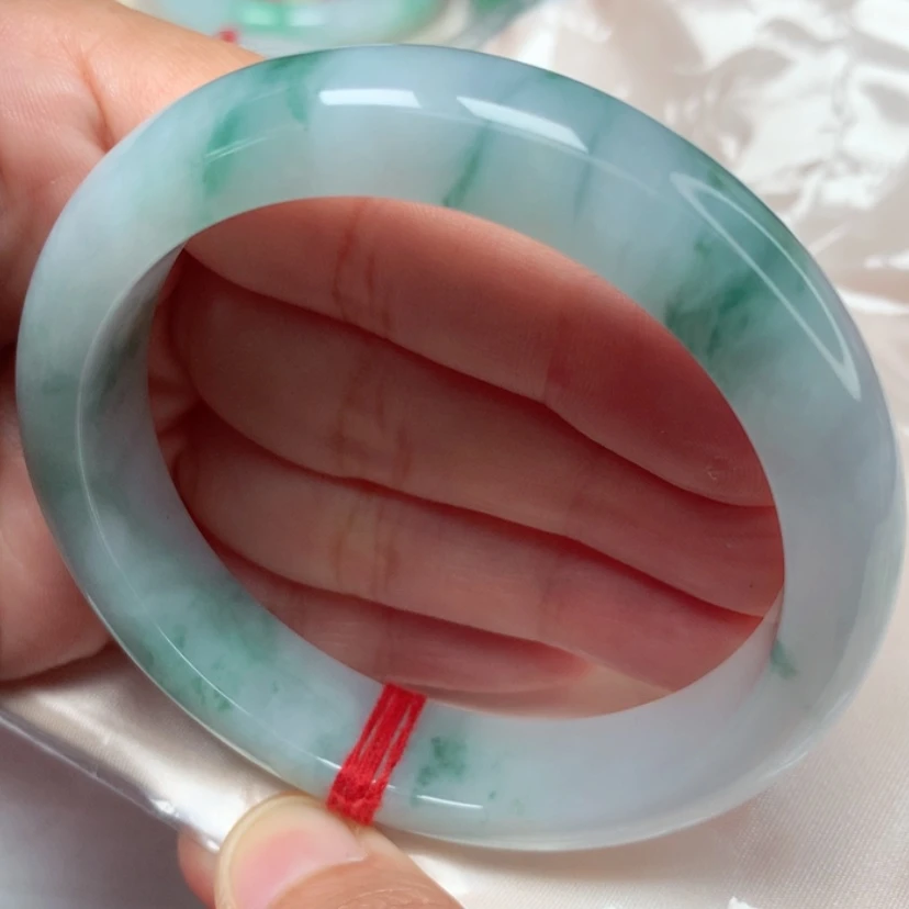 【闪购商品】翡翠手镯未镶嵌…