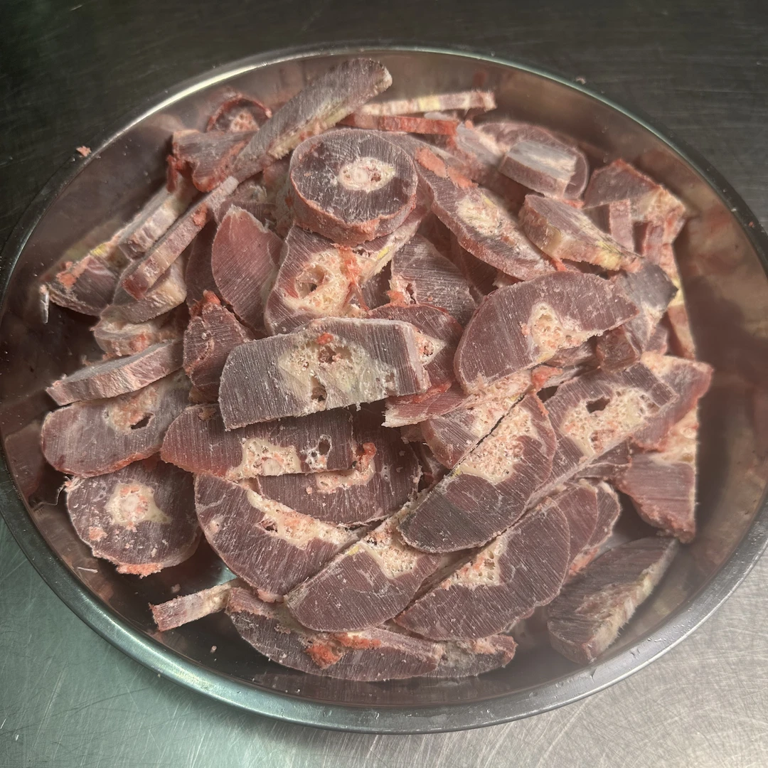 鸟脖子-香猪农场野丫头生态散养新鲜脖子