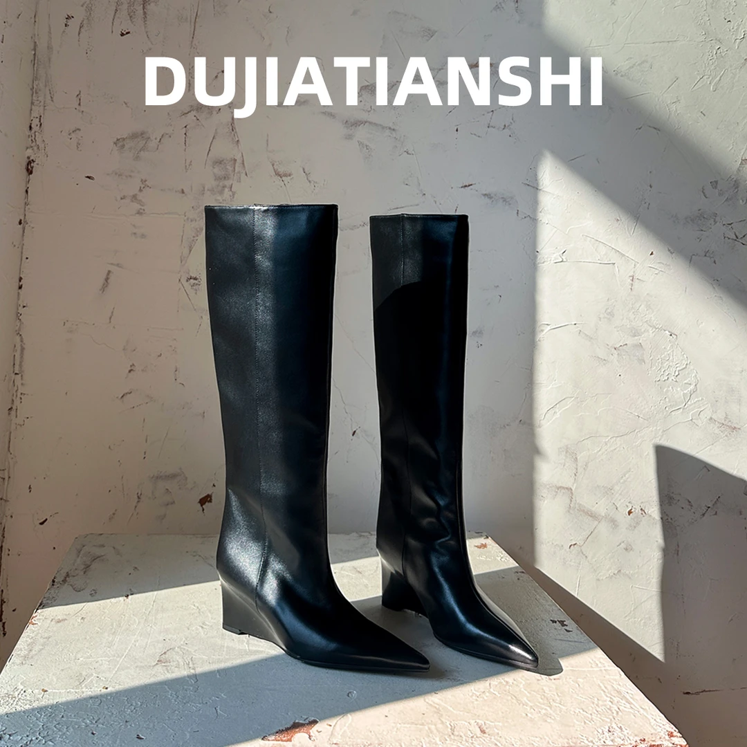 MS-803/法式小众设计尖头坡跟宽版直筒长靴秋冬新款显瘦高筒靴女