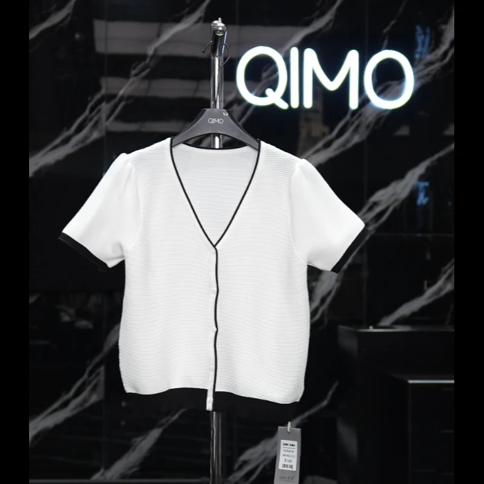 QIMO启茉（A520621#小香风排扣上衣）白色