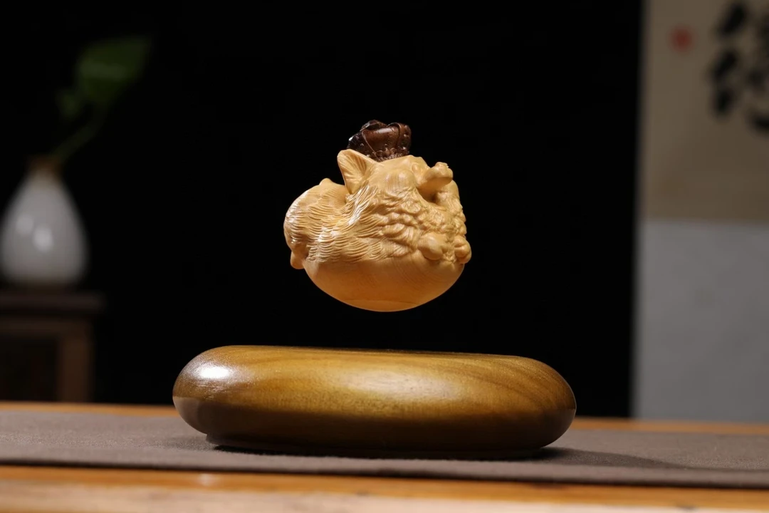 木雕磁悬浮原创设计外观专利生肖萌物文玩办公室摆件（柯基狗）