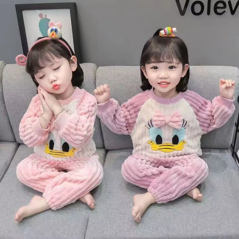 秋冬季儿童睡衣加厚女童法兰绒卡通可爱女孩宝宝珊瑚绒家居服套装