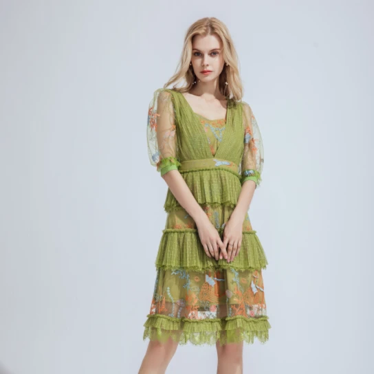 【希椿】中长款蛋糕甜美碎花温柔连衣裙 20242591