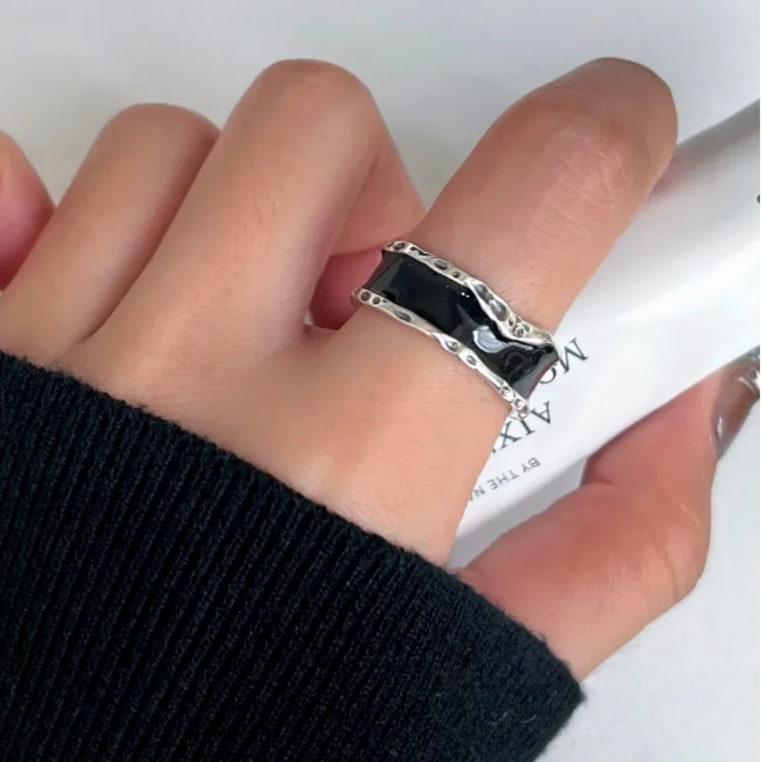 925银树脂戒指 轻奢银戒冷淡风指环韩版指戒时尚开口戒S925纯银黑