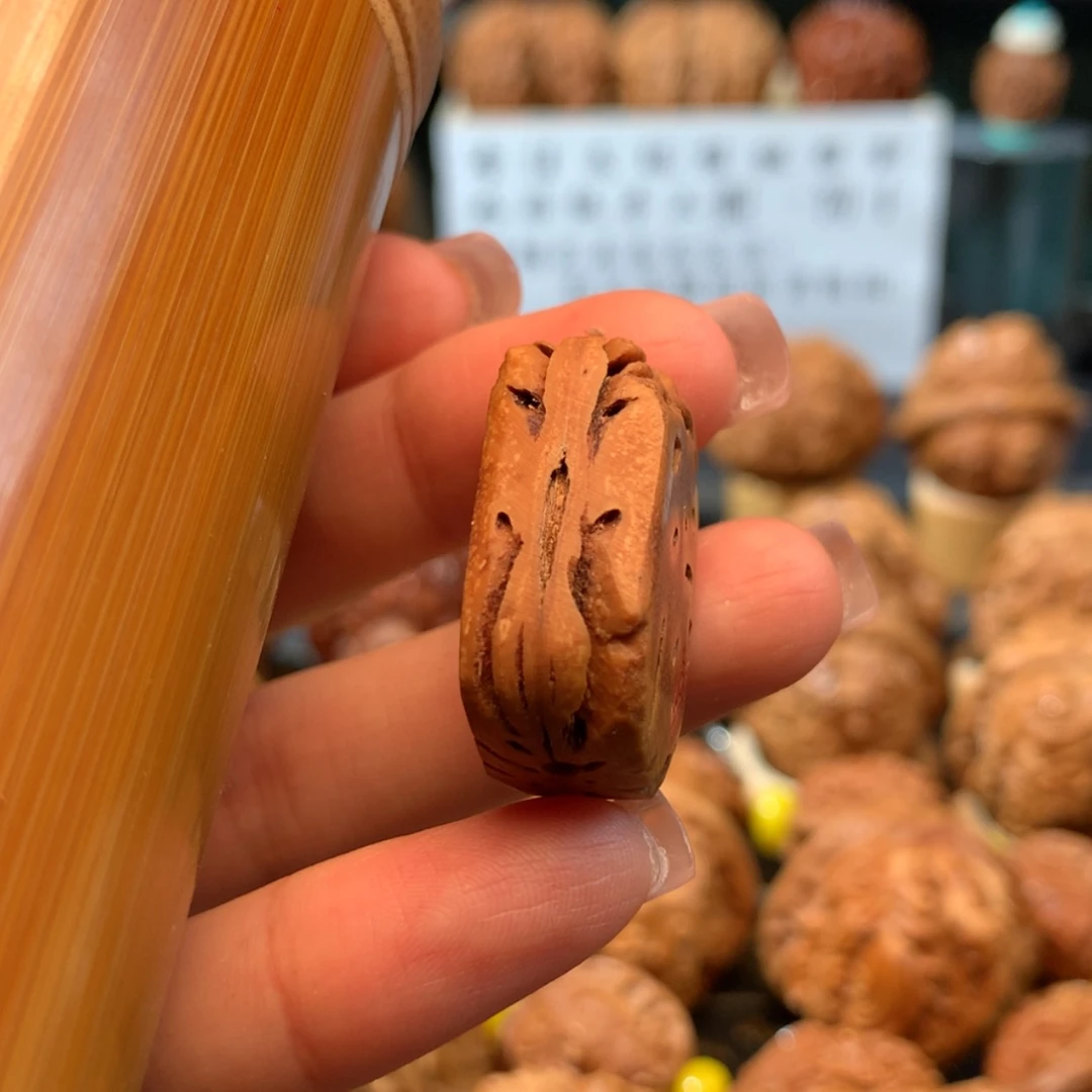 【闪购商品】桃核把件