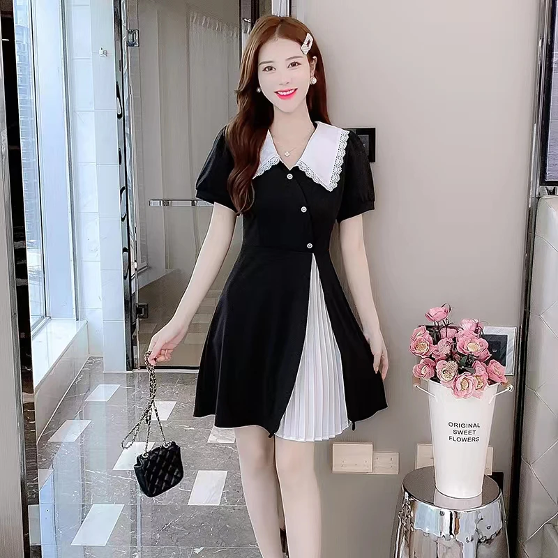 宝藏衣橱拼接短袖连衣裙女夏2025新款收腰显瘦娃娃领小黑裙8379