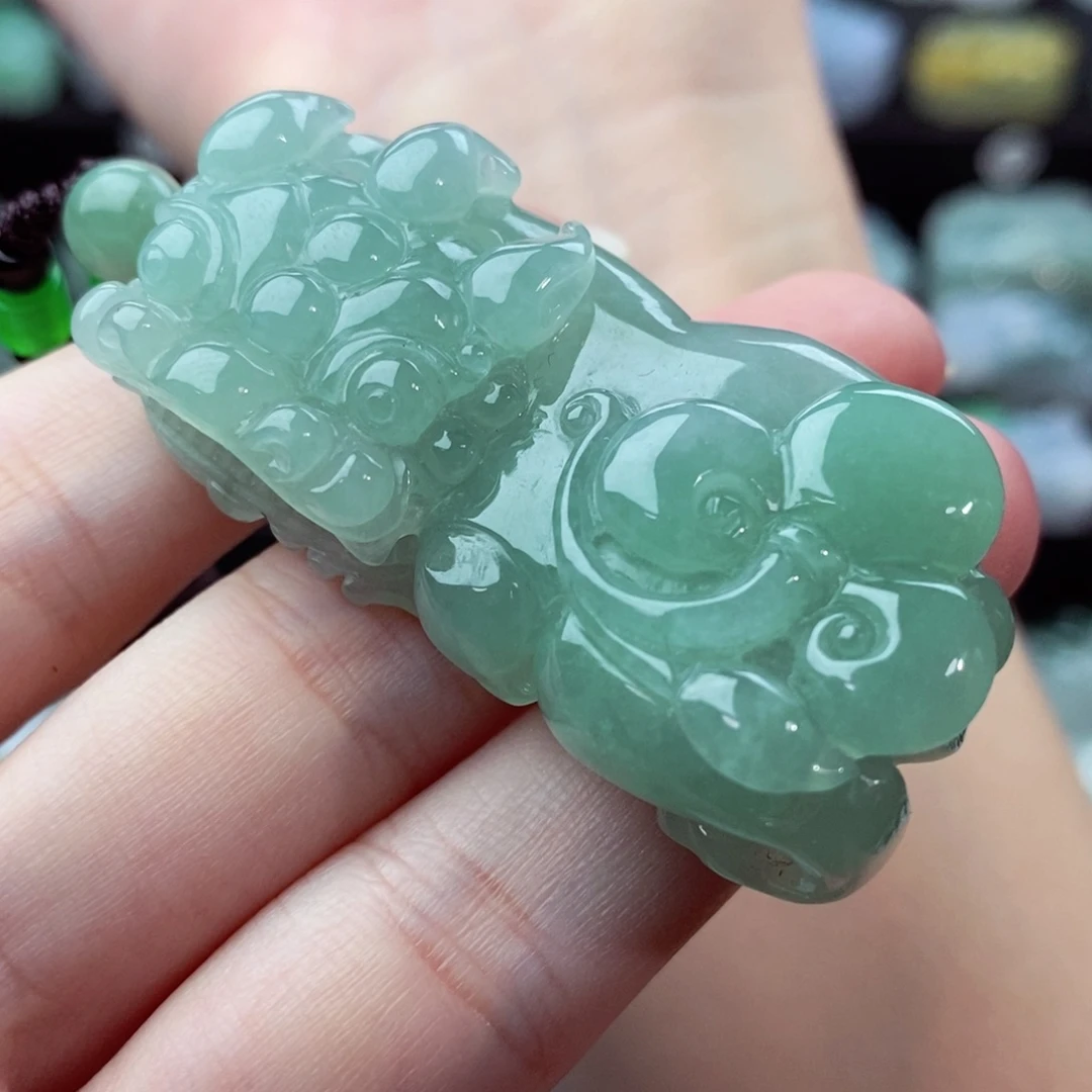 翡翠颈饰未镶嵌天然