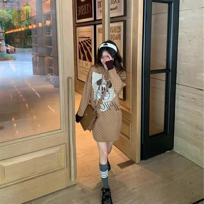 1404 卡通图案长袖连帽连衣裙 E4-1